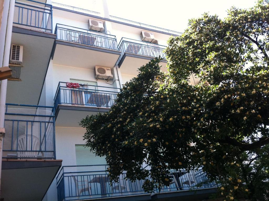 Hotel Canova 3*